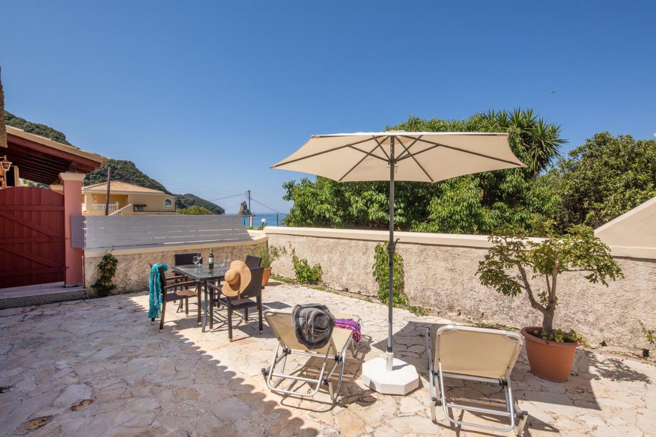 Amalia Cottages Agios Gordios  Exterior foto